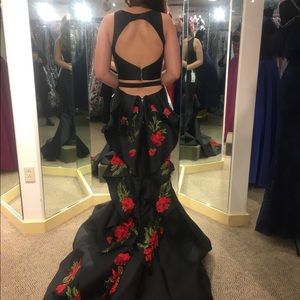 Sherri Hill Prom Dress